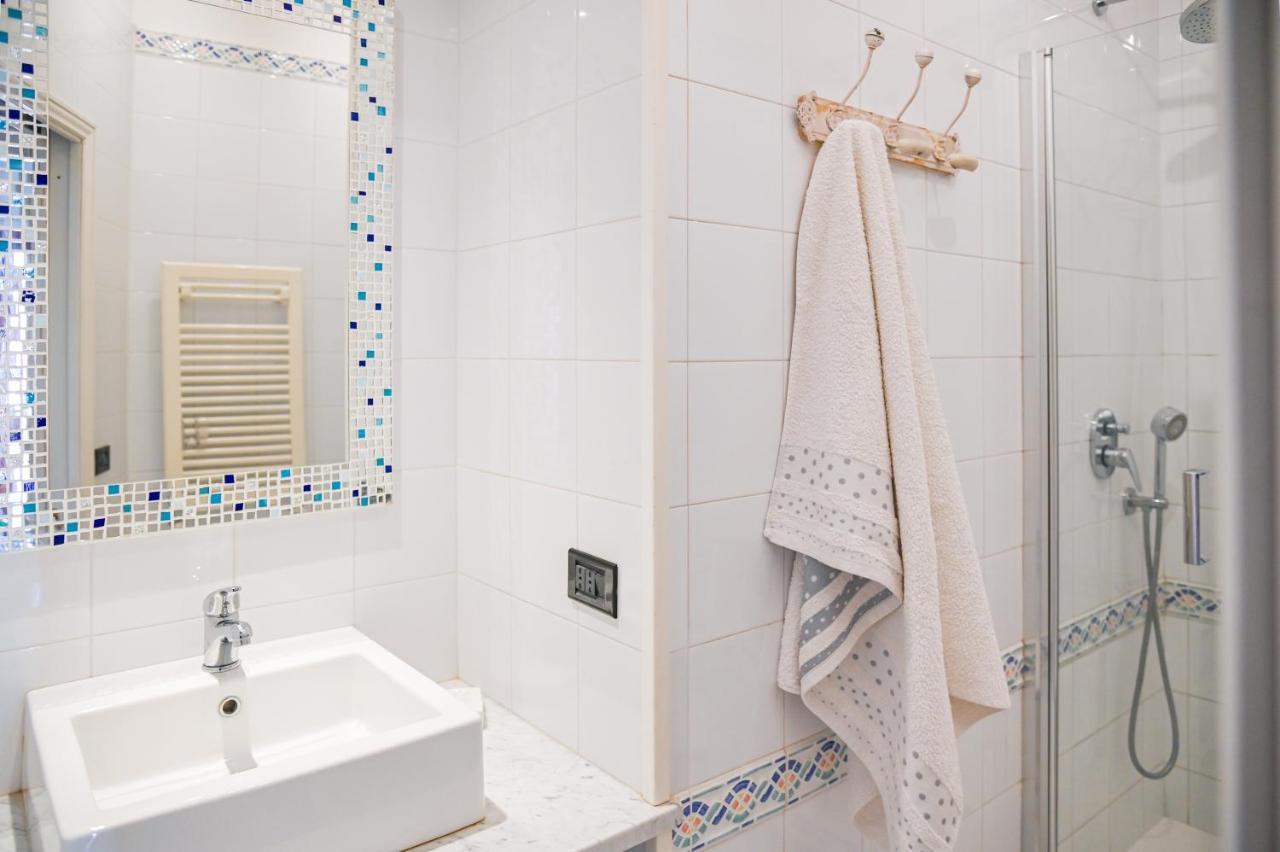 Le Temps Retrouve Apartment Sorrento Luaran gambar